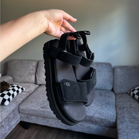 Ugg golden star sandals NEW! - Picture 4 of 5